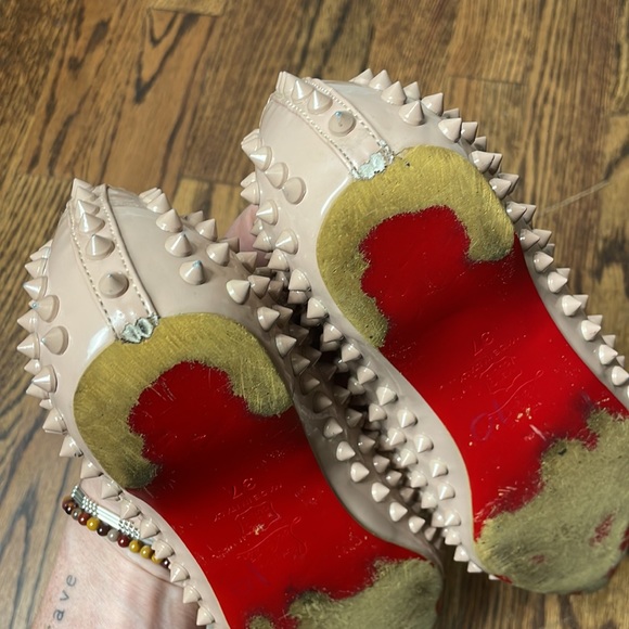 Christian Louboutin Pigalle Spikes Flat Nude Sz 7 - Picture 8 of 11